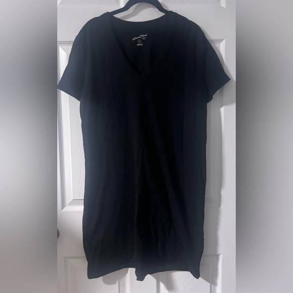 Women's Universal Thread Casual Black Tee Shirt Dress - Picture 1 of 3